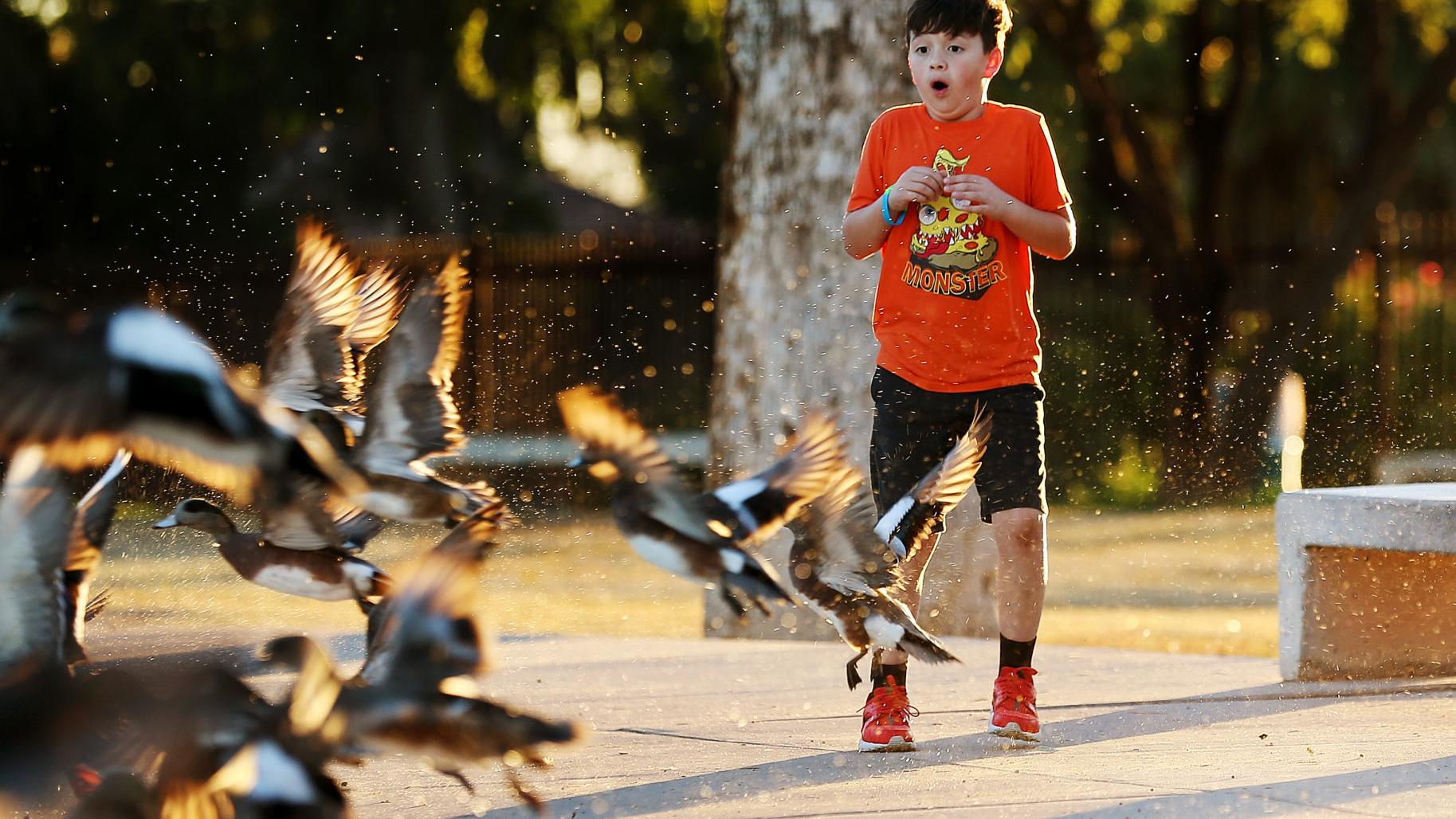 A warm weekend in Tucson will usher in much cooler Christmas temps